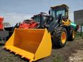 Фронтальный погрузчик Molot ZL30