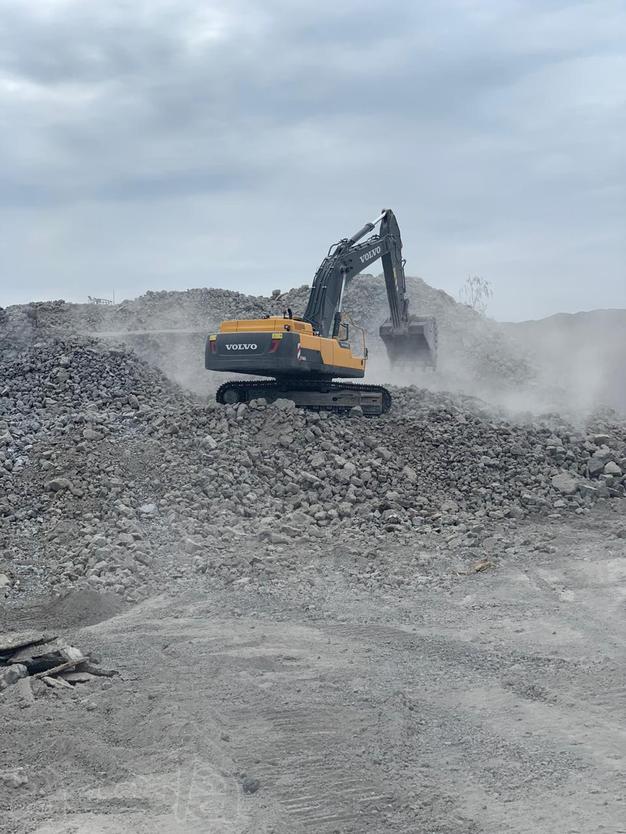 Рассмотрим предложения по работе для экскаватора Volvo EC480DL, ковш - 3 куб метра. 2020г. в.
