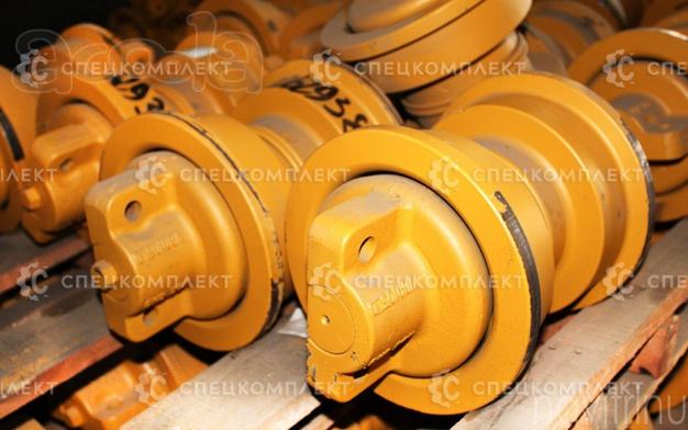 Каток опорный Komatsu PC220LC-6E, PC220LC-7, PC220-6, PC220-7, PC220-5, PC220-8, PC200LC-5, PC200LC-6, PC200LC-7, PC200-5, PC200-6E, PC200-7, PC200-8, PC228US-3, PC200-3, PC220LC-3, PC220LC-5, PC220LC-6, PC220LC-8