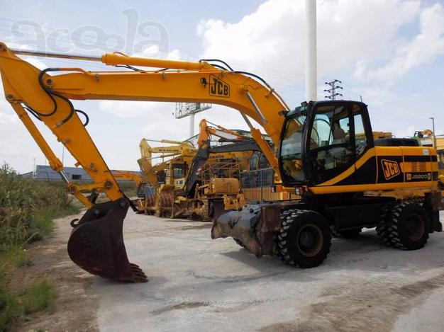 Аренда калесного экскаватора JCB