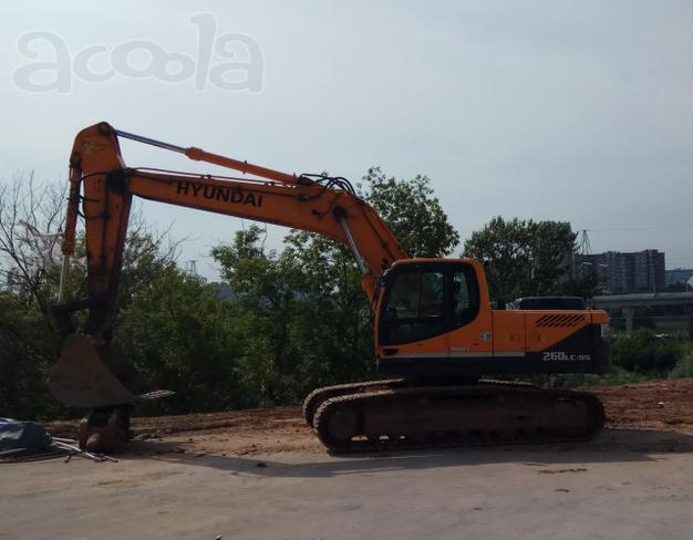 Аренда гусеничного экскаватора Hyundai 260 с гидромолотом