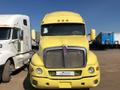 Седельный тягач Kenworth T2000.