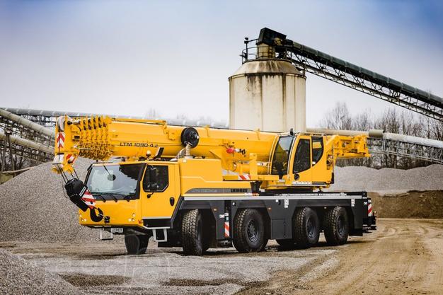 Аренда автокрана Liebherr 90 тонн