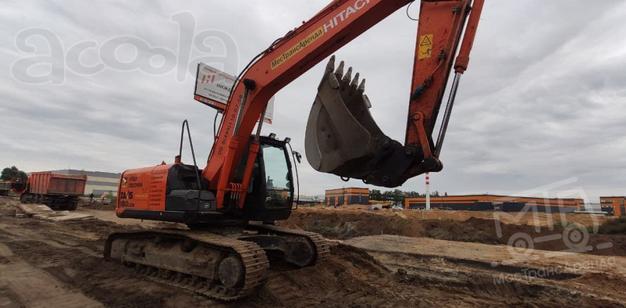 Гусеничный экскаватор Hitachi ZX180LCN