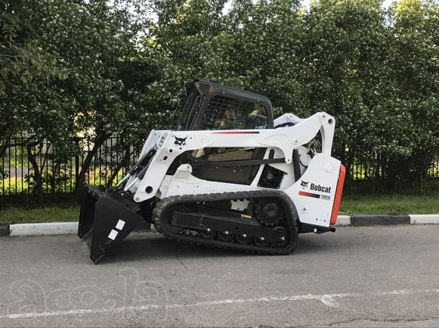 Гусеничный мини-погрузчик Bobcat T590