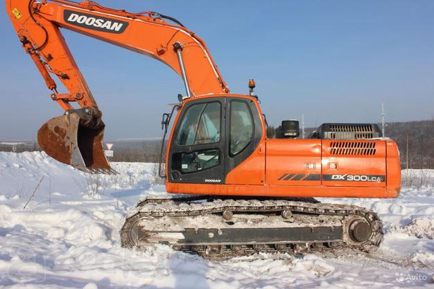 Гусеничный экскаватор Doosan DX300LCA