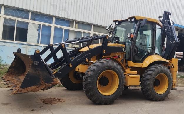 Экскаватор-погрузчик Leist Gross LG788, 2023