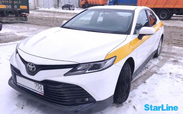 Аренда под такси автомобиля Toyota Camry 3350 р/сут.