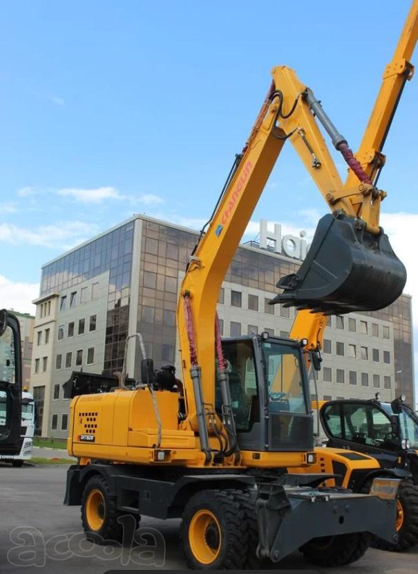 Колёсный экскаватор Changlin GHT 160 (0,6куб. м, 14,5т)