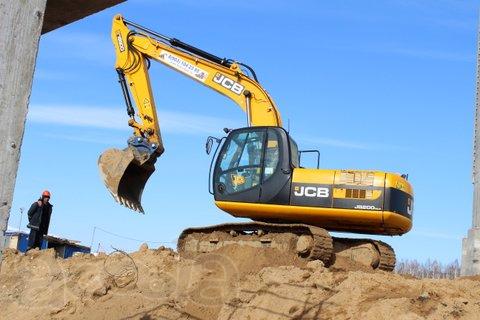 Гусеничные экскаваторы в аренду